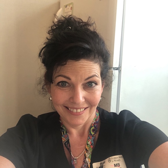 Meet your Posher, Melissa - Picture 3 of 5